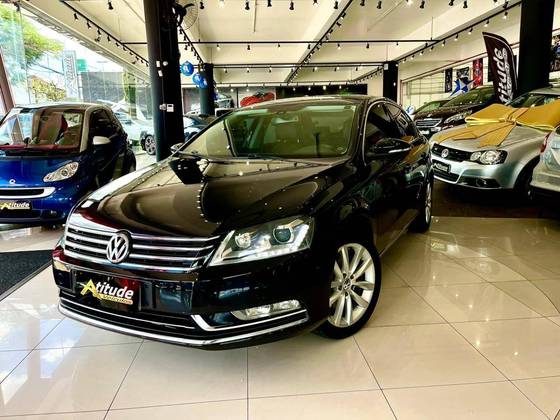 VOLKSWAGEN PASSAT 2.0 FSI DSG GASOLINA 4P AUTOMÁTICO VOLKSWAGEN PASSAT 2.0 FSI DSG GASOLINA 4P AUTOMÁTICO